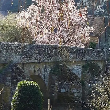 Du Pont Saint-céneri-le-gérei Dans Les Alpes Mancelles Casa vacanze *